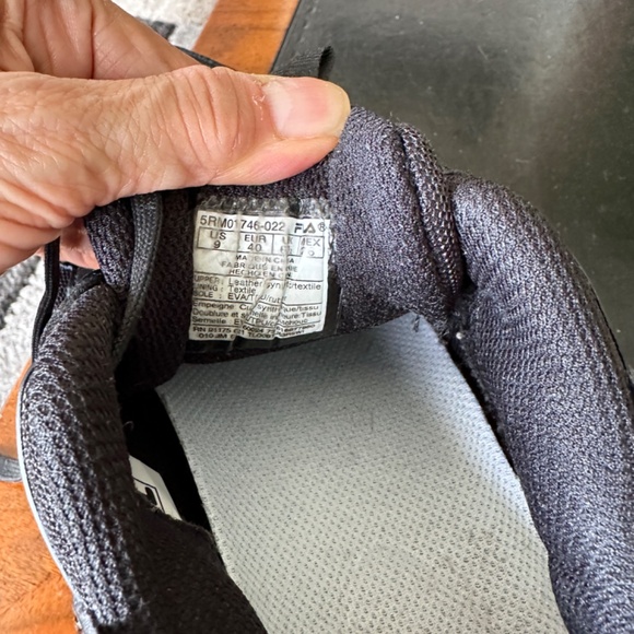 Fila Leather Sneakers Sandenal Orbit Black Size 9 Great Condition - Picture 12 of 15